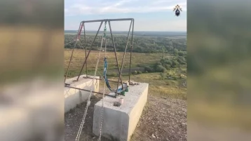 Фото: В Самарской области мужчина и женщина погибли при обрыве каната во время катания на зиплайне 1