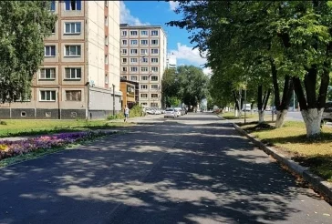 Фото: Мэр Кемерова рассказал, перестанут ли ездить автомобили по тротуару на проспекте Ленина 2