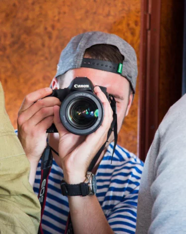 Российским туристам рекомендовали воздержаться от фото- и видеосъёмки в Иране