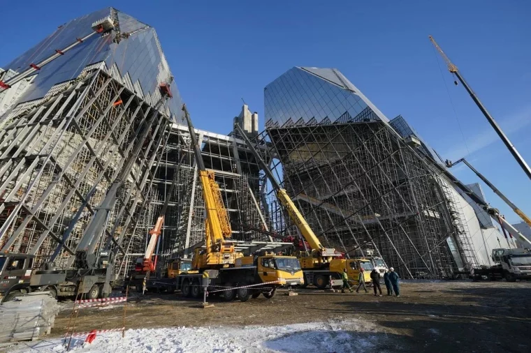 Фото: Губернатор провёл строительный штаб в Музейно-театральном комплексе в Кемерове 3