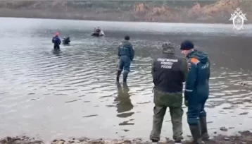 Фото: В Забайкалье выжил водитель утнонувшего в озере вездехода с геолагами 1