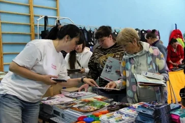 Фото: Губернатор Кузбасса: 3800 семей получили сертификаты на покупку школьных товаров 2