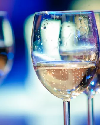 В Госдуме предложили запретить «детское шампанское»