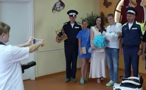 Инспекторы ГАИ помогли паре из Новокузнецка добраться на роды в Кемерово