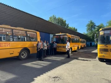 Фото: Перед началом учебного года в Междуреченске проверили школьные автобусы 1