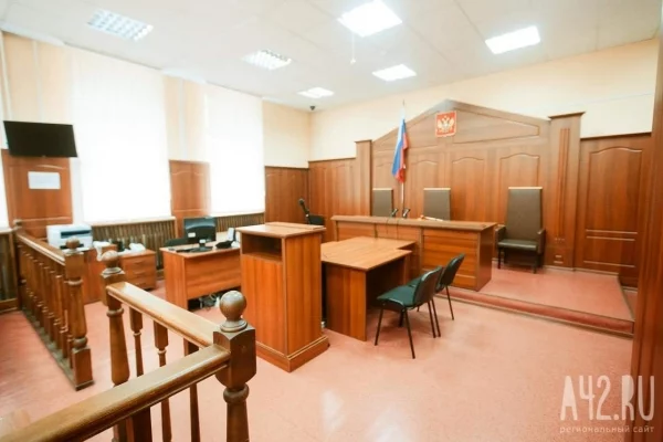 Девочке-подростку из Кузбасса дали условный срок по статье о терроризме