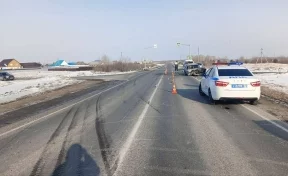 В результате массового ДТП в Тюменской области пострадали 6 человек