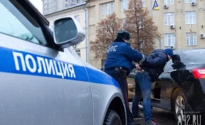 Кузбассовца осудят за разбитую дверь пивного магазина и попытку кражи
