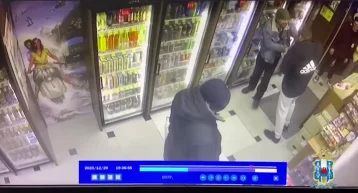 Фото: В Таганроге мужчина пришёл в магазин требовать возврата денег с боевой гранатой 1