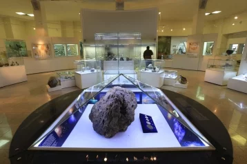 Фото: Над челябинским метеоритом загадочно открылся купол 1