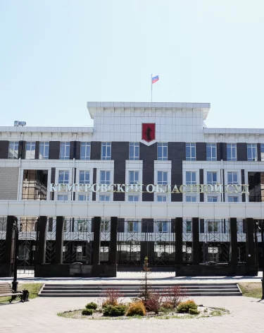 Суд в Кемерове вынес приговор участнику банды, расстрелявшей две машины конкурентов в 2003 году