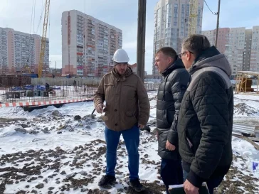 Фото: «Фундамент готов на 100%»: власти рассказали о строительстве школы почти за 2 млрд рублей в Новокузнецке 2