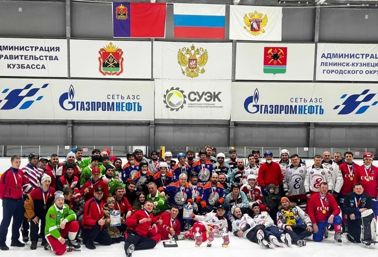 Фото: В Ленинске-Кузнецком прошёл хоккейный турнир на кубок «СУЭК-Кузбасс» 3