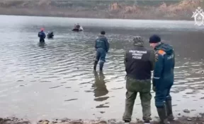 В Забайкалье выжил водитель утонувшего в озере вездехода с геологами 