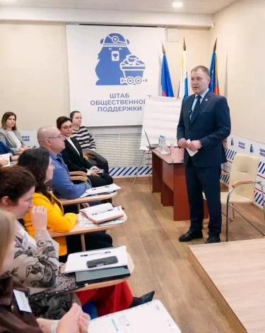 Фото: <a href=https://ako.ru/news/detail/ilya-seredyuk-zadacha-vlasti-pomoch-geroyam-svo-nayti-prizvanie-v-mirnoy-zhizni>АПК</a>