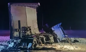На трассе Тюмень — Ханты-Мансийск произошло смертельное массовое ДТП с бензовозом и большегрузом