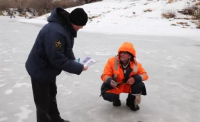 Власти: в Кемерове лёд на Томи замёрз на 7 сантиметров