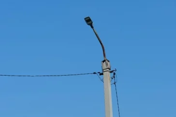Фото: В Кемерове 38 уличных фонарей осветят дорогу в жилом районе Ягуновский 5