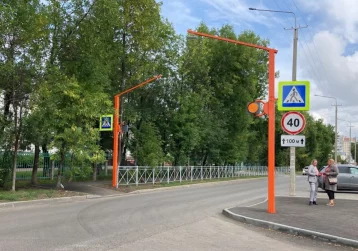 Фото: В Кемерове заработали три новых светофора у школ 1