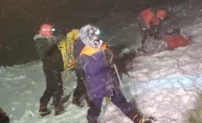 «Она кричала от боли»: выживший на Эльбрусе альпинист рассказал, как жена умерла у него на руках 
