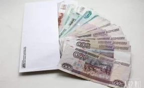 В Кузбассе замдиректора разреза поймали на даче взятки свыше 650 тысяч рублей: дело дошло до суда