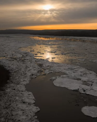 Родион Ледолом: приметы на 23 ноября