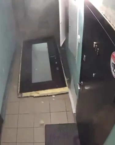 Собака устроила взрыв в квартире в Новосибирске