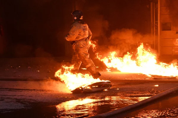В Ярославле горит НПЗ