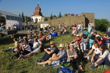 Фото: В Новокузнецке из-за траура перенесли фестиваль кино под открытым небом 1