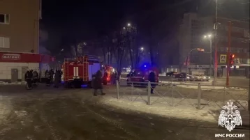 Фото: Стали известны подробности пожара в магазине на проспекте Ленина в Кемерове 1