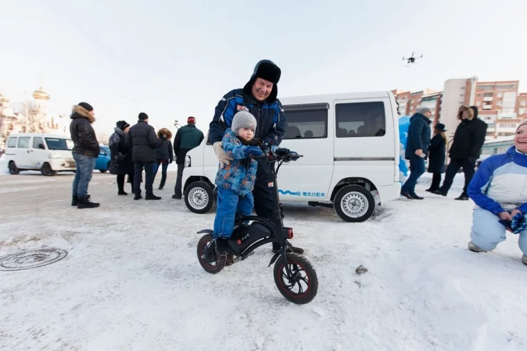 Фото: Заправки для электромобилей в Кемерове: новый шаг в будущее 11
