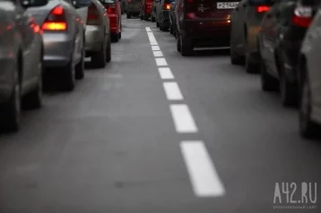 Фото: В очереди на въезд на Крымский мост скопилось 1 100 автомобилей 1