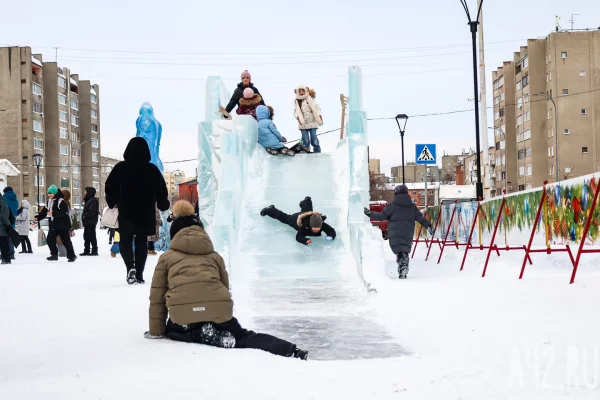 Врач рассказала кузбассовцам, как обезопасить себя в новогодние праздники