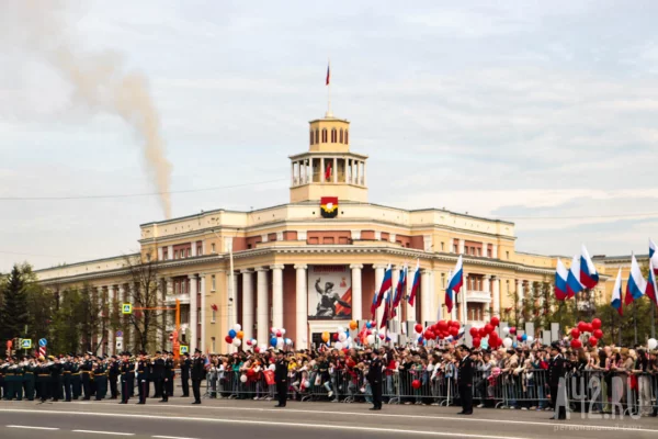 Илья Середюк: торжественные марши 9 Мая пройдут в трёх городах Кузбасса