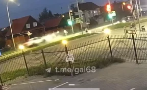 В Тамбове водитель сбил 4 человек на пешеходном переходе, погибла женщина