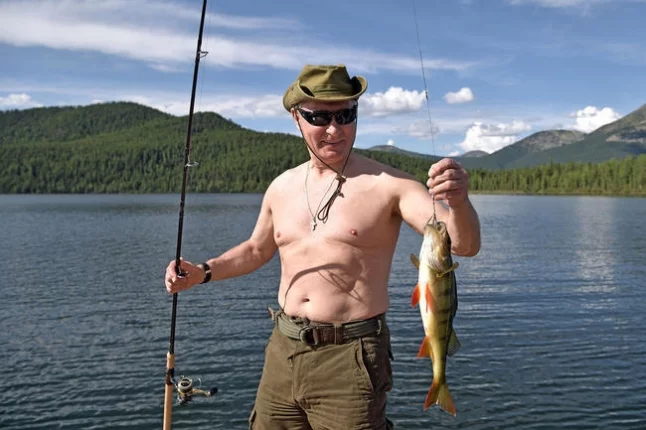 Фото: Дуров бросил вызов Путину и призвал россиян публиковать снимки с голым торсом 2