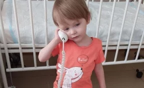 Кузбассовцев просят помочь больной раком двухлетней девочке из Кемерова