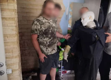 Фото: Жителя Челябинска приговорили к 15 годам за убийство беременной женщины на глазах ребёнка 1