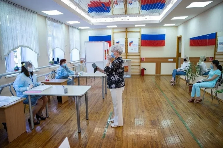 Фото: Сергей Цивилёв проголосовал по вопросу внесения поправок в Конституцию России 2
