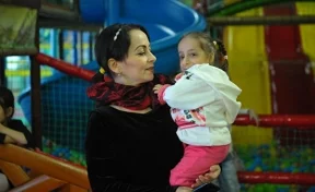 12-летняя девочка из Чечни претендует на звание самой маленькой девочки России