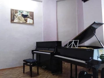 Фото: В кузбасские школы искусств начали поступать новые пианино 1
