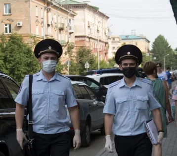 Фото: В полиции Кузбасса рассказали о рейдах по соблюдению масочного режима 1