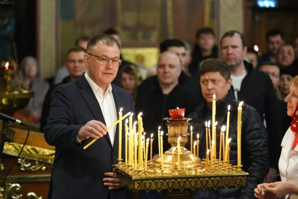 Губернатор Илья Середюк поздравил жителей Кузбасса с Пасхой