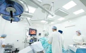 В Кемерове медики спасли пациентку с редкой опухолью желудка