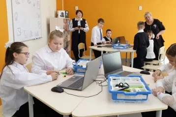 Фото: В Кузбассе открыли четыре центра цифрового образования детей «IT-куб» 1