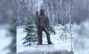 Под Челябинском появился бронзовый Путин