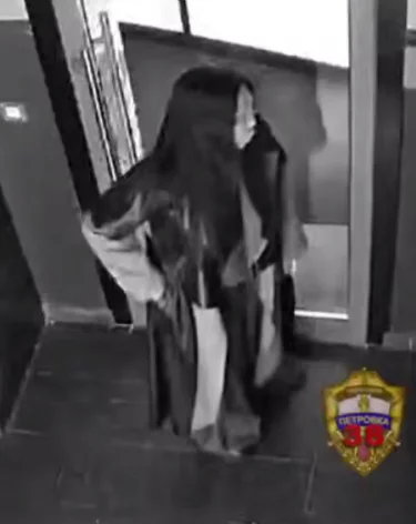 На ударившую ножом администратора караоке-бара москвичку завели уголовное дело