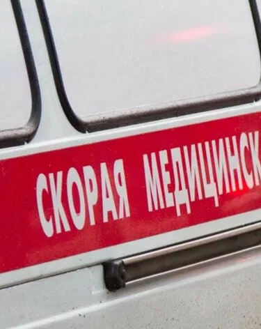 В Екатеринбурге дети начали задыхаться перед уроком физкультуры, более 10 человек в больнице