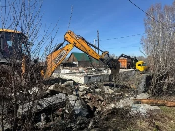 Фото: Денис Ильин: в Новокузнецке снесли ещё два многоквартирных дома 1