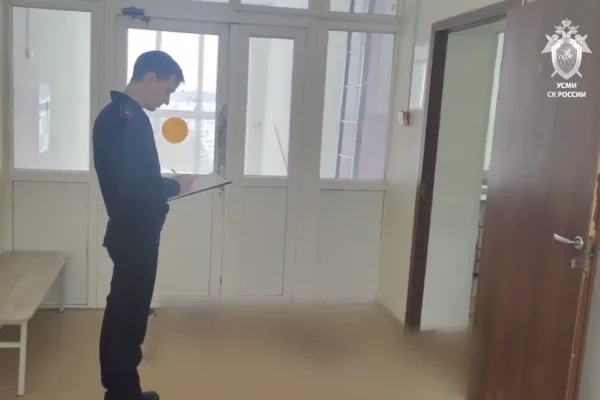 СК Прикамья показал кадры из школы, где 7-классник ранил ножом сверстника